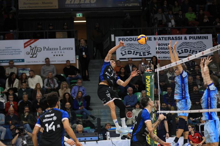 Recine in attacco: Milano batte Cuneo 3-1 (Foto Bramardi-Giraudo)