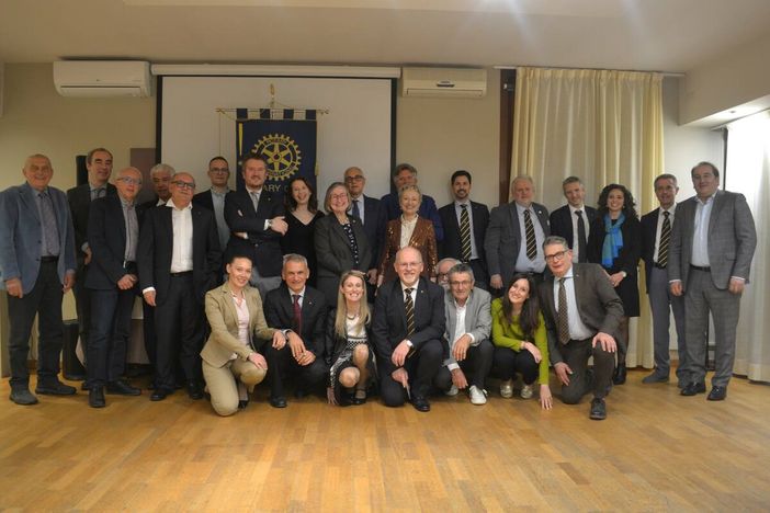 Rotary Club Alba, 70 anni di impegno per il territorio: il Galà celebra una storia iniziata nel 1956 Rotary Club Alba, 70 anni di impegno per il territorio: il Galà celebra una storia iniziata nel 1956
