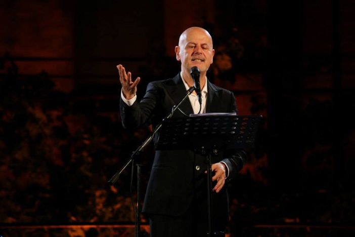 Sergio Carlacchiani, attore, scrittore e performer Sergio Carlacchiani, attore, scrittore e performer