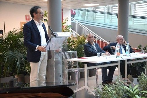 Tra i protagonisti degli eventi il filosofo Vito Mancuso (foto Mauro Gallo) Tra i protagonisti degli eventi il filosofo Vito Mancuso (foto Mauro Gallo)