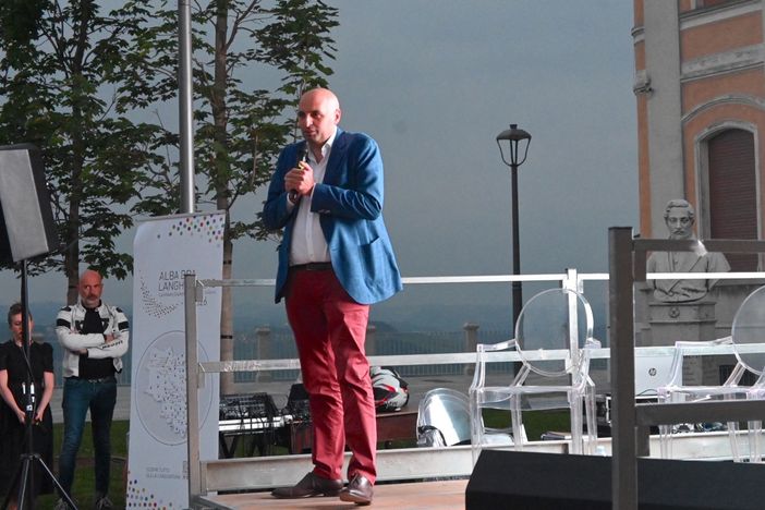 Mauro Carbone, il direttore del Comitato per la candidatura di Alba, Bra, Langhe e Roero a Capitale italiana della Cultura 2026 (Foto Guazzone) Mauro Carbone, il direttore del Comitato per la candidatura di Alba, Bra, Langhe e Roero a Capitale italiana della Cultura 2026 (Foto Guazzone)