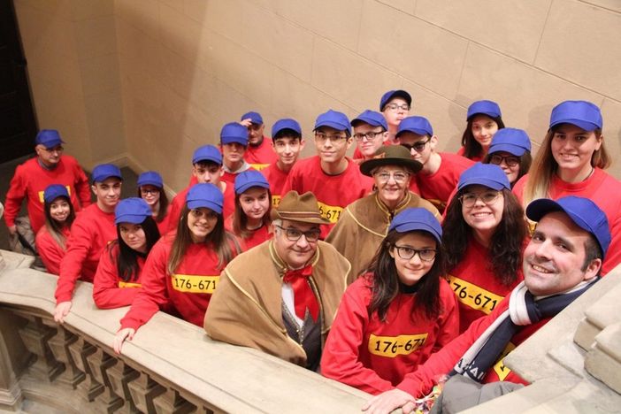 Monsù Plaireu e Madama Sarda, qui con la Banda Mussotti e il presidente Acli Giovanni Saglietti (edizione 2019 pre pandemia). Le due maschere saranno presenti nelle scuole dell'infanzia e primarie di Mussotto. Monsù Plaireu e Madama Sarda, qui con la Banda Mussotti e il presidente Acli Giovanni Saglietti (edizione 2019 pre pandemia). Le due maschere saranno presenti nelle scuole dell'infanzia e primarie di Mussotto.