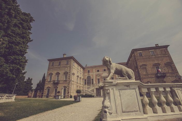 Il castello reale di Govone, meta di molti visitatori (Foto castellorealedigovone.it) Il castello reale di Govone, meta di molti visitatori (Foto castellorealedigovone.it)