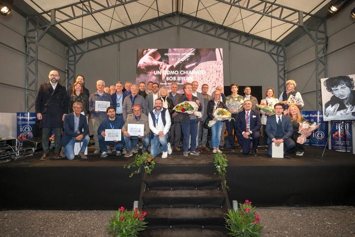 Esperienze artigiane sul palco, la Confartigianato premia le fedeltà associative: prima tappa a Carrù