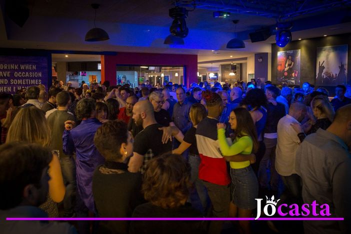 Dove ballare Salsa Bachata e Kizomba? Il venerdì caraibico è al Jocasta