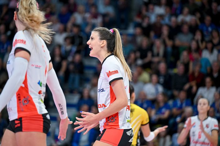 Le ragazze di Coach Pintus domenica sera sfideranno la corazzata del Numia Vero Volley Milano Le ragazze di Coach Pintus domenica sera sfideranno la corazzata del Numia Vero Volley Milano
