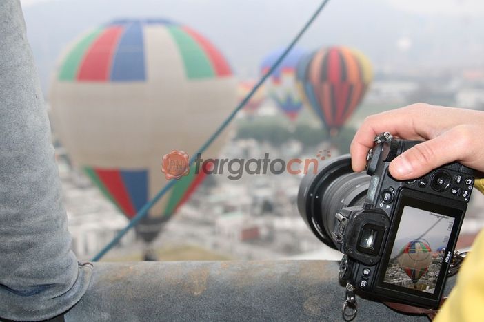L’Aeronautica Militare al Raduno di Mongolfiere dell’Epifania di Mondovì L’Aeronautica Militare al Raduno di Mongolfiere dell’Epifania di Mondovì