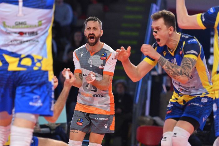 Cuneo esulta: Aversa battuta di nuovo 3-0 ed è semifinale (Foto Enzo Pinelli)