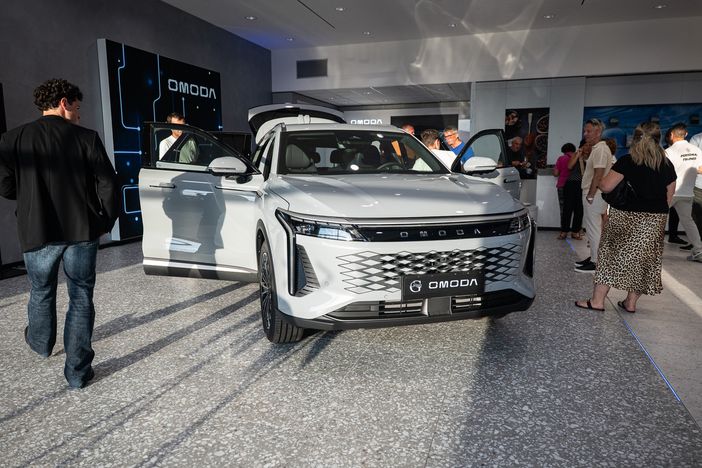 Grande successo per il lancio della nuova OMODA 9 presso lo showroom GINO