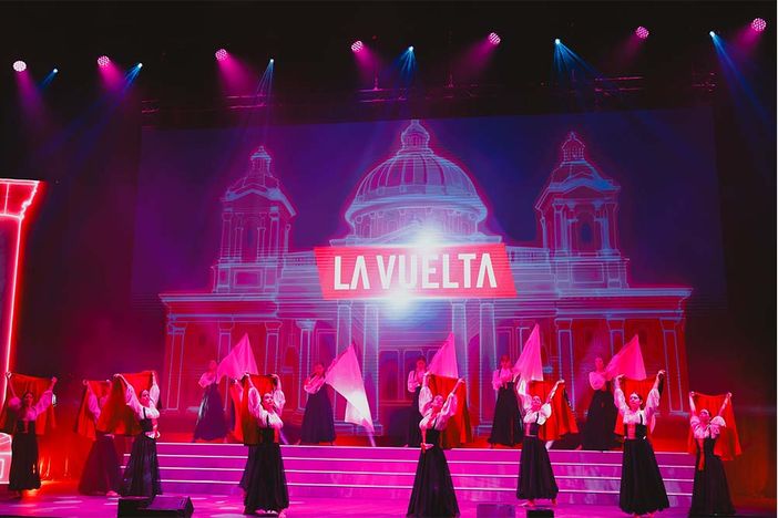 La presentazione spagnola de La Vuelta (foto tratta dal profilo Fb ufficiale de La Vuelta) La presentazione spagnola de La Vuelta (foto tratta dal profilo Fb ufficiale de La Vuelta)