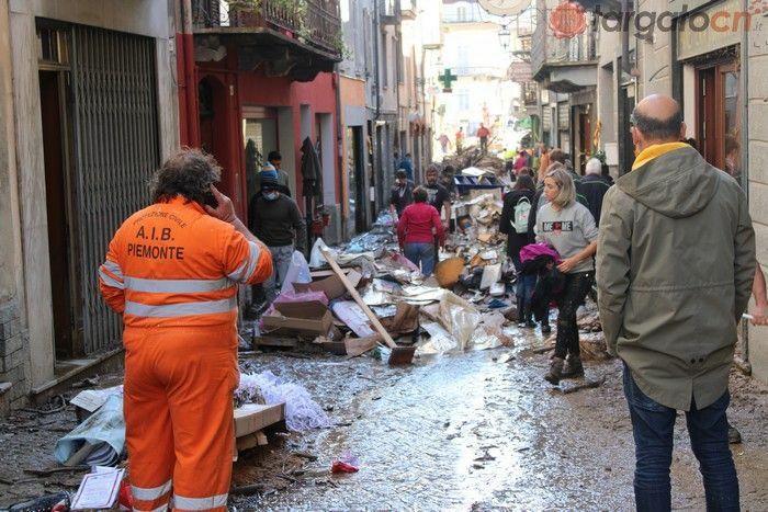 Via Vittorio Emanuele II la mattina del 3 ottobre 2020