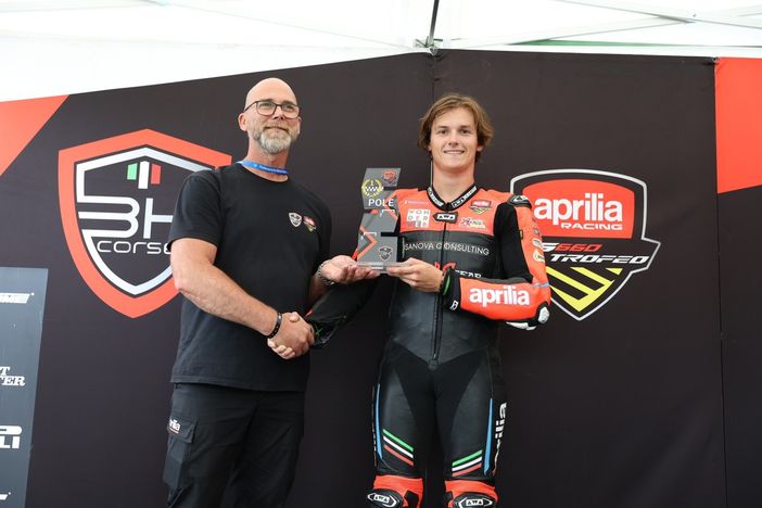 Valentin Arnaud del Moto Club Bisalta Drivers Cuneo terzo nel Trofeo Aprilia RS 660 - PRO