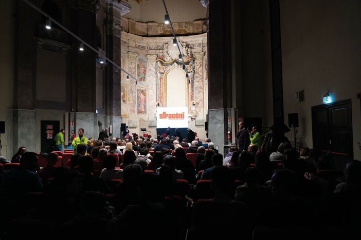 Stracôni per le scuole: una settimana di incontri, solidarietà e legami che sciolgono i nodi Stracôni per le scuole: una settimana di incontri, solidarietà e legami che sciolgono i nodi