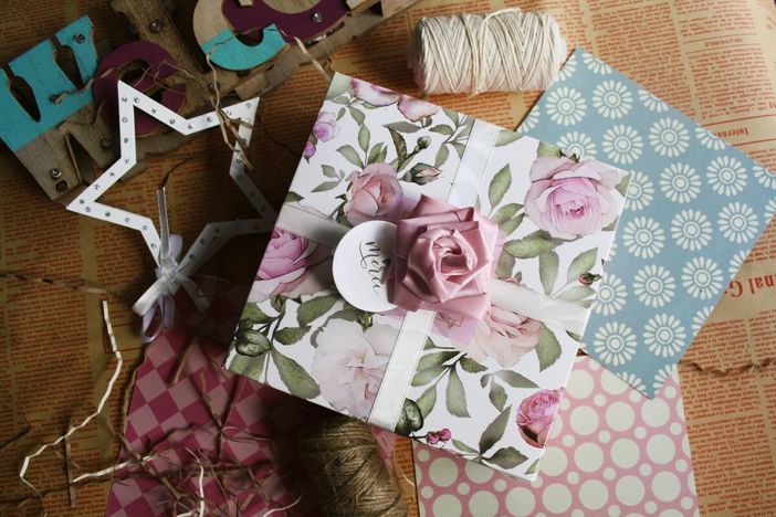 Doni che valgono doppio: Un Natale consapevole per riconnettere persone e natura