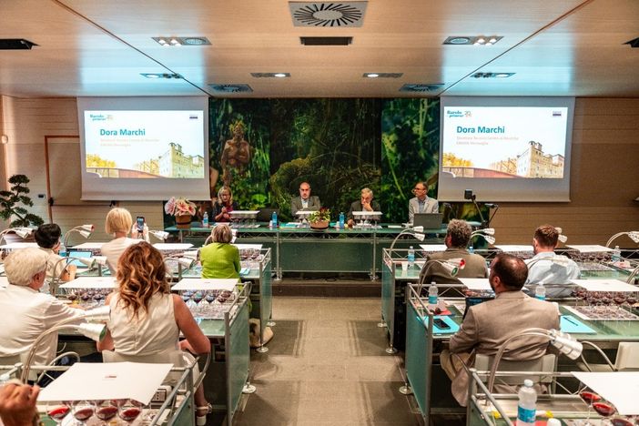 Barolo en primeur, Sergio Germano (Consorzio): “Le Langhe devono fare gioco di squadra e proporre modelli innovativi” Barolo en primeur, Sergio Germano (Consorzio): “Le Langhe devono fare gioco di squadra e proporre modelli innovativi”