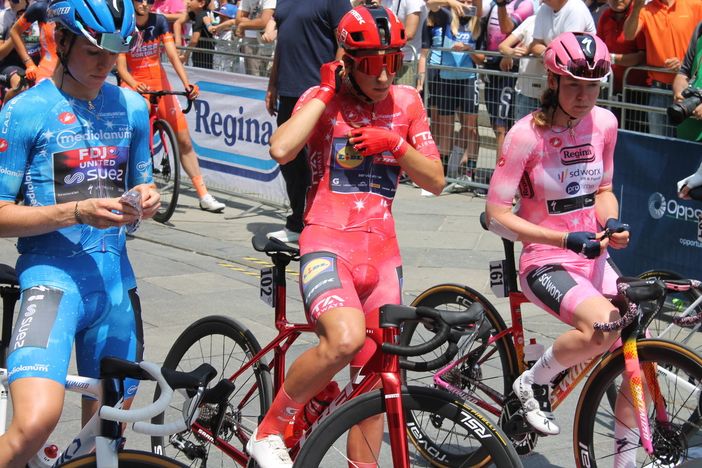 Saluzzo, partenza del Giro d'Italia Women
