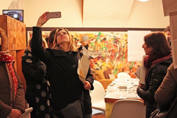 Il progetto Albume coglie nel segno: un successo l'arte "a domicilio" nel centro storico di Cuneo