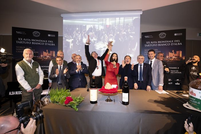 Le immagini dell'Asta