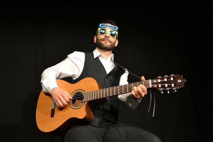 Al teatro Politeama di Bra spettacoli per famiglie e prosa