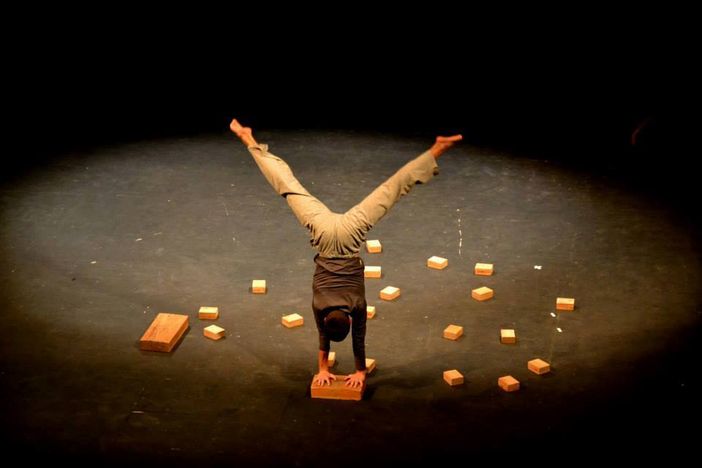 Dalla provincia di Cuneo alla Svizzera sul monociclo e la slackline