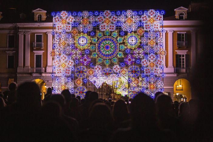 Musical, luci e mercatini al centro del prossimo weekend di Cuneo Illuminata