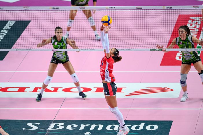 Un palleggio di Noemi Signorile (Foto Danilo Ninotto)