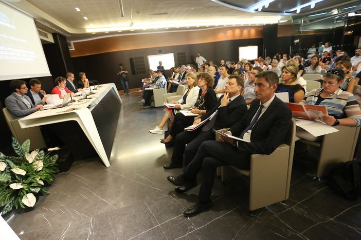 Presentati i bandi e i progetti della Fondazione Crc destinati alle scuole della provincia per l'anno 2018-2019 (VIDEO)