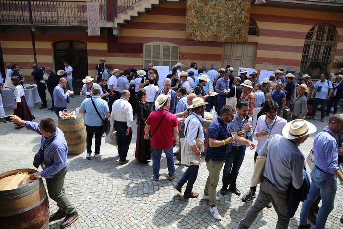 Fontanafredda: al via il progetto "L'umanità è un patrimonio" Fontanafredda: al via il progetto "L'umanità è un patrimonio"