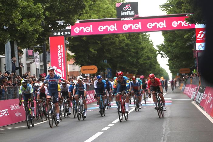 L'arrivo sul traguardo nello scatto del nostro Daniele Caponnetto