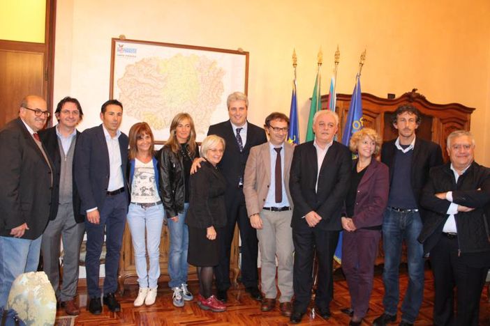 Il nuovo gruppo consiliare della provincia di Cuneo. Assente il consigliere più votato Marco Perosino