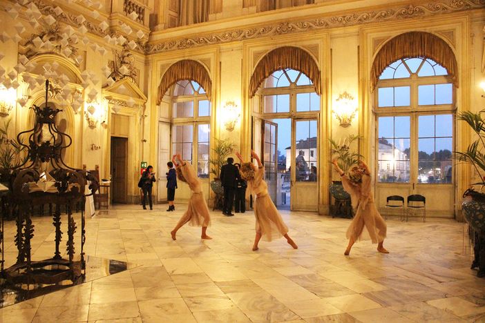 Inaugurata la mostra "Siamo insieme nell'infinito - I sette Chakra del Castello di Racconigi"