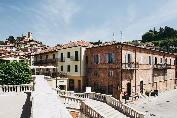 Una veduta di Monforte d'Alba, sede dell'Unione Colline di Langa e del Barolo