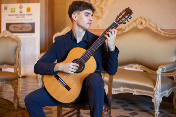 Rassegna internazionale di Concerti “Musicaè", omaggio alla chitarra di un giovane prodigio