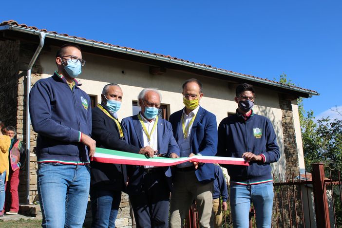 Paroldo: è suonata la campanella anche per la prima scuola di pastorizia in Italia (VIDEO)