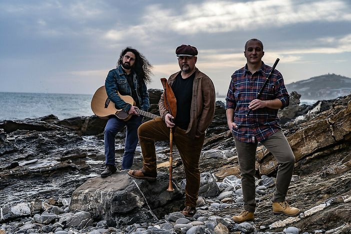 Cineforum e musica in Val Maira Cineforum e musica in Val Maira