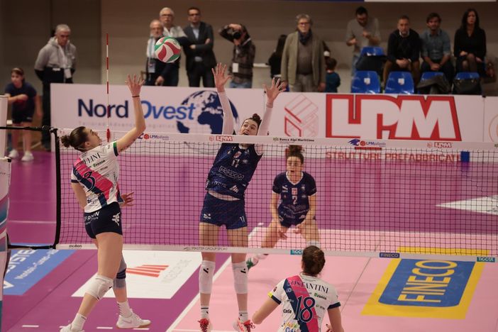 Un attacco di Alessia Populini (foto Guido Peirone) Un attacco di Alessia Populini (foto Guido Peirone)