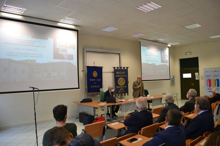 Il Rotary distretto 2032 al campus di Management ed Economia di Cuneo