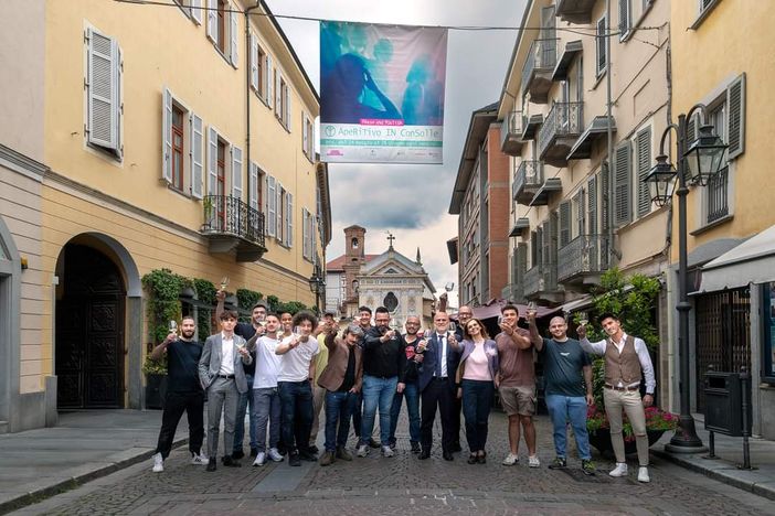 La serata inaugurale degli Aperitivi in consolle, a Bra La serata inaugurale degli Aperitivi in consolle, a Bra