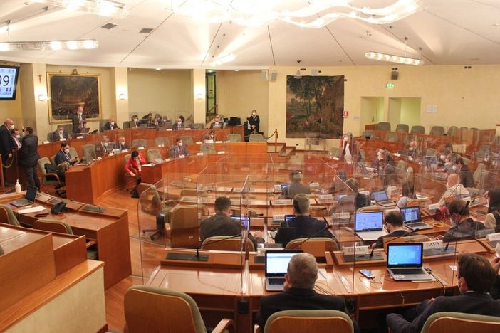 Bilancio Regionale, da votare 1.236 emendamenti. Ma i tempi saranno contingentati Bilancio Regionale, da votare 1.236 emendamenti. Ma i tempi saranno contingentati