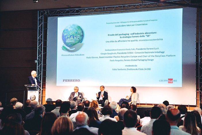 Un momento dell'incontro tenutosi lunedì a Milano