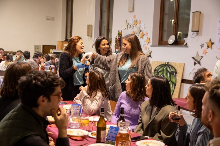 “La cena. Futuri alternativi": a Busca comunità e sostenibilità per futuri alternativi