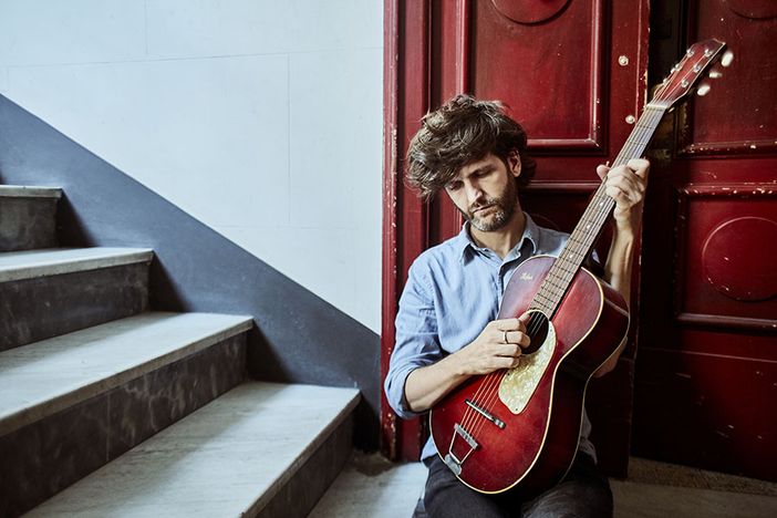 Il cantautore Dente in concerto al Politeama di Saluzzo il prossimo 23 novembre