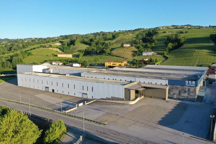 Lo stabilimento 958 Santero