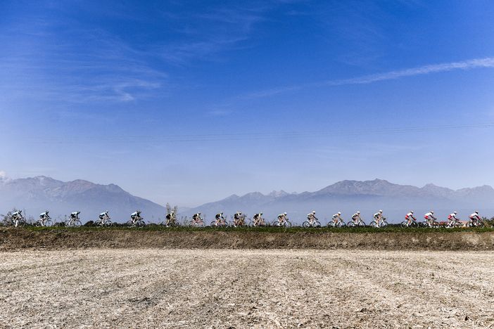 Oggi al via il 104° GranPiemonte: la sfida tra le colline delle langhe Oggi al via il 104° GranPiemonte: la sfida tra le colline delle langhe