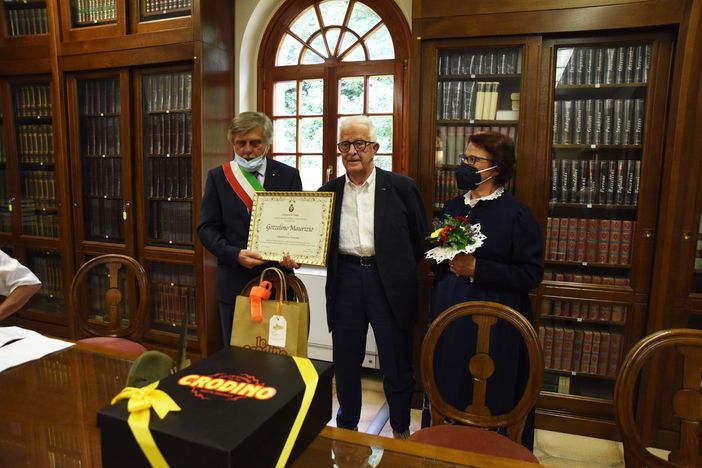 Il conferimento della cittadinanza onoraria nella sede del Centro Studi Ginocchi, presieduto da Marco Mantovani - foto Moreno Nicoloso