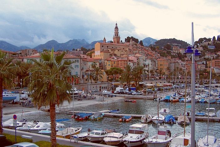 Lo splendido porto di Menton