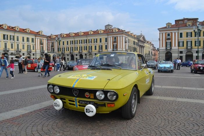 A Cuneo domani torna la Ruota d'Oro Storica 2020: 56 equipaggi in partenza da piazza Virginio