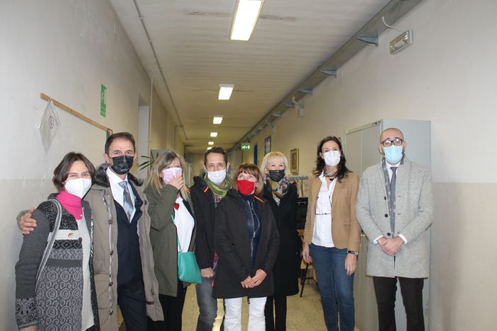 Grazie a "Un sorriso per Giorgia" donate due lavagne interattive all'IPC del "Giolitti-Bellisario"