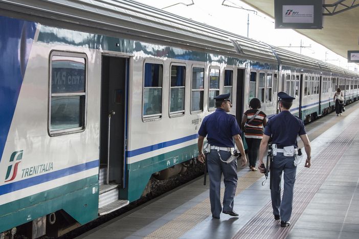 Nei guai minorenne cuneese: fermato a Porta Nuova con 50 grammi di hashish
