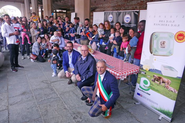 Premiazione dei 29 bambini nati nel 2020 a Scarnafigi e Ruffia